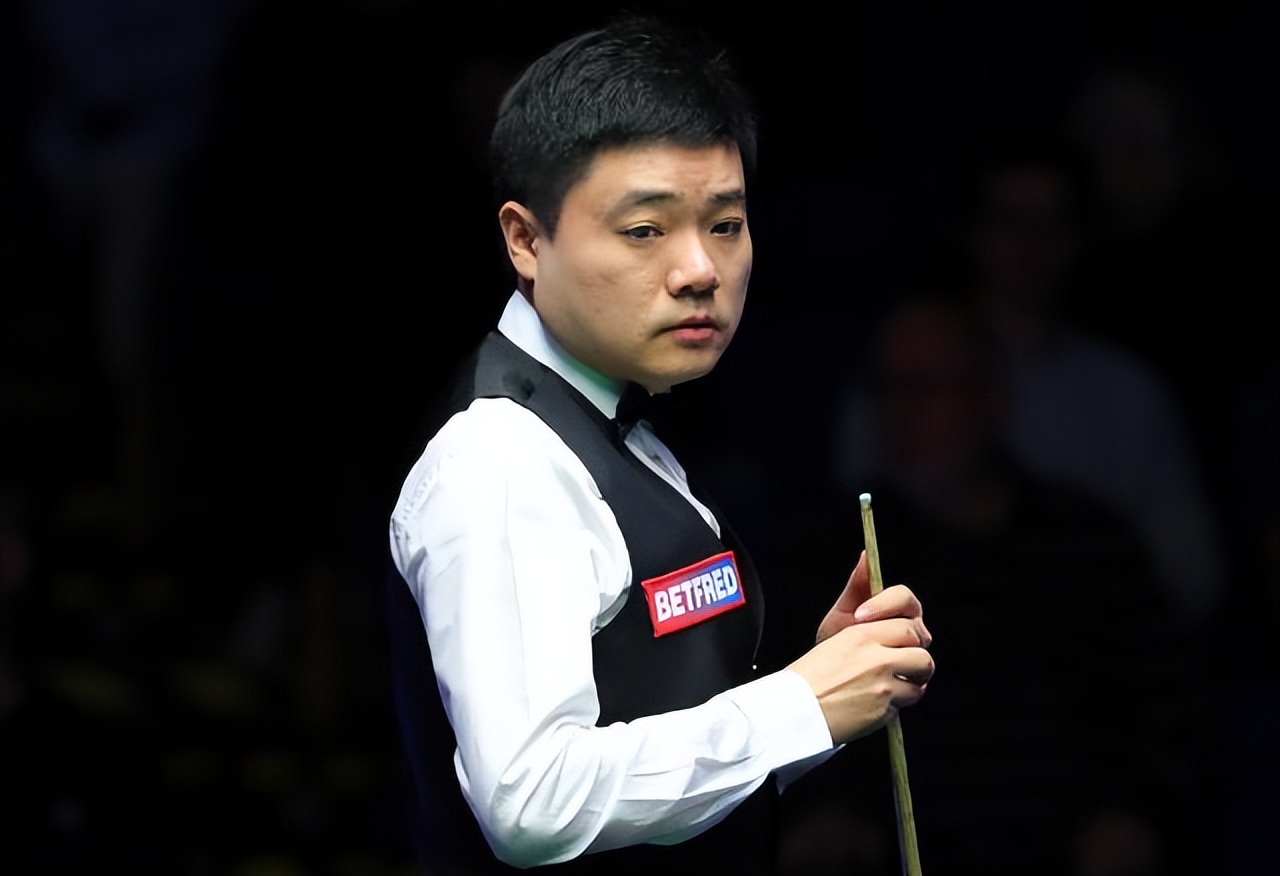 爱游戏体育app-【赛事回顾】丁俊晖夺冠的精彩瞬间，分析他的攻守策略