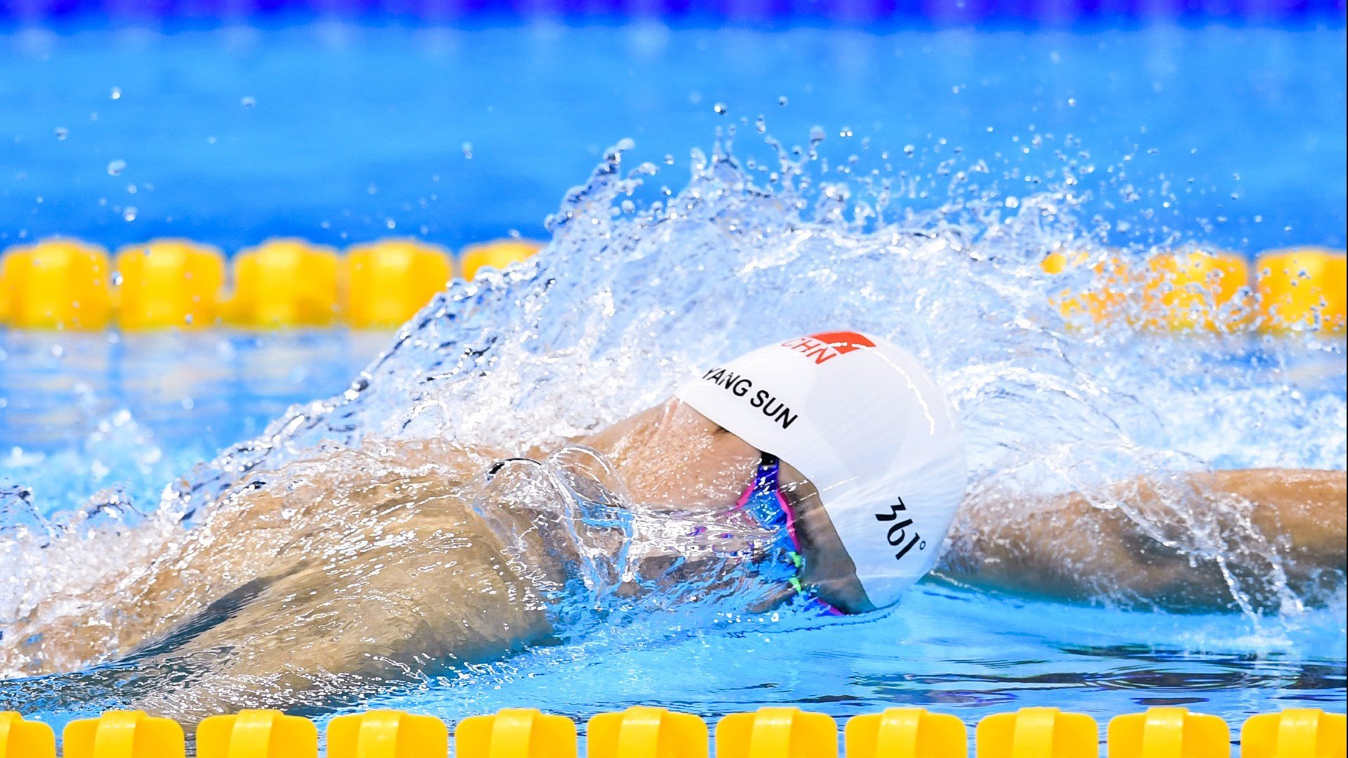 城市夜跑赛事,点亮都市新希望,夜跑文案城市很空