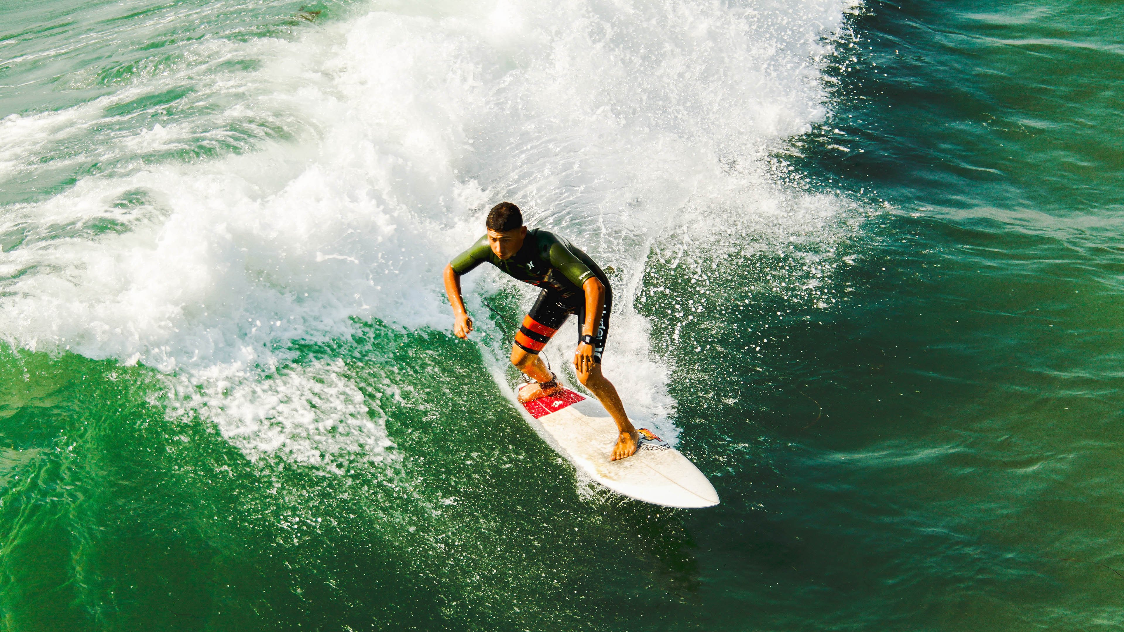 爱游戏体育-北爱尔兰队员团结一致，共同迎击挑战，北爱尔兰联赛